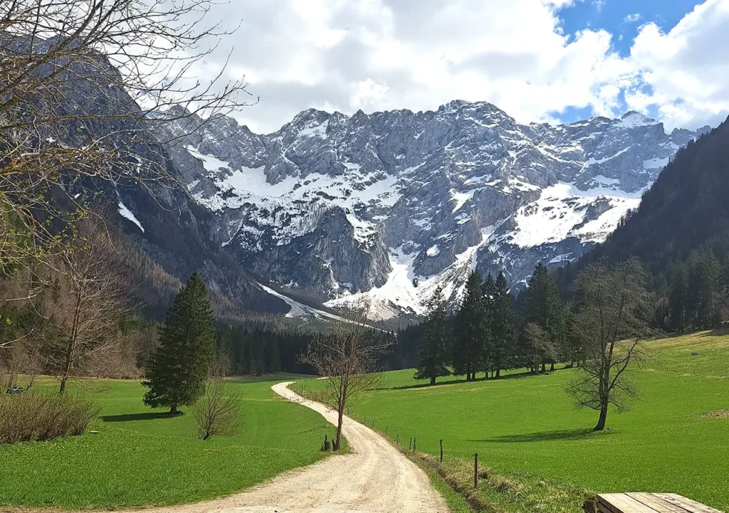 Jezersko, Ravensko Kočna dolina, izvor Natania Travel